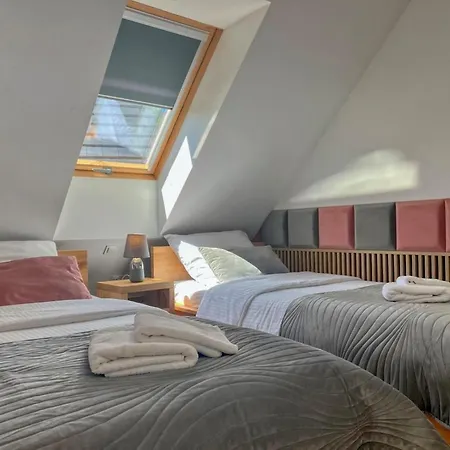 Holiday home Zacisze Dom Do 10 Os Debowe Zacisze I Koral Lub Horyzont I Bryza