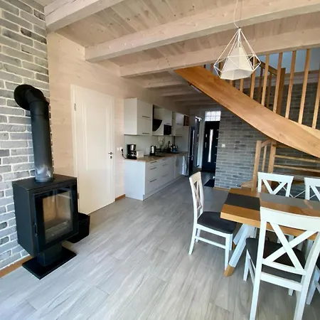 Zacisze Dom Do 10 Os Debowe Zacisze I Koral Lub Horyzont I Bryza Holiday home Ulinia